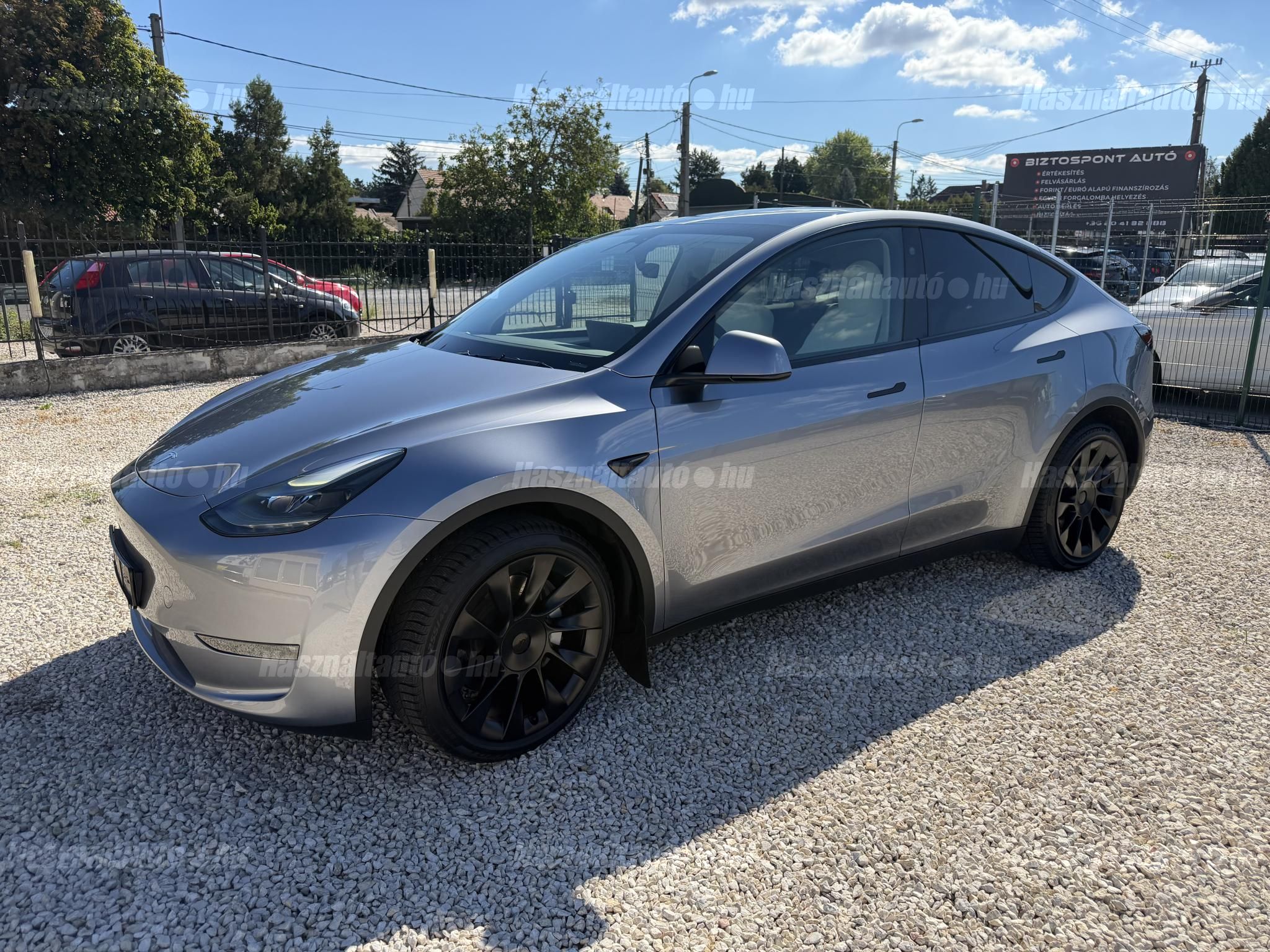 TESLA MODEL Y 2023/7 - 1