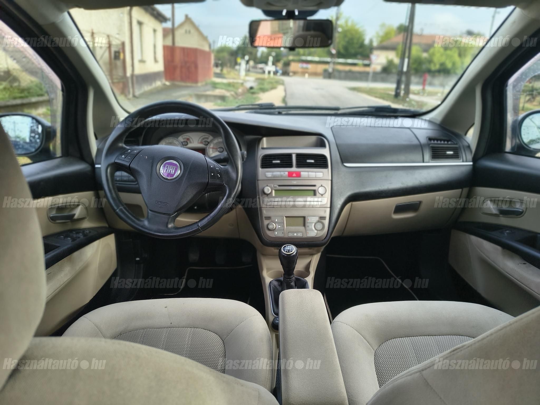 FIAT LINEA 2007/6 - 1