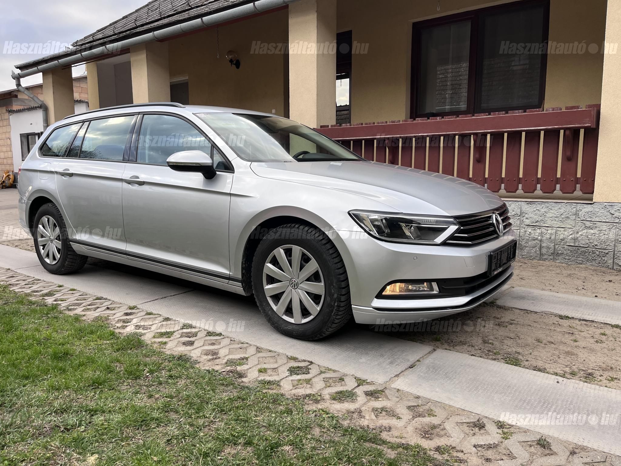 VOLKSWAGEN PASSAT VIII 2015/5 - 1