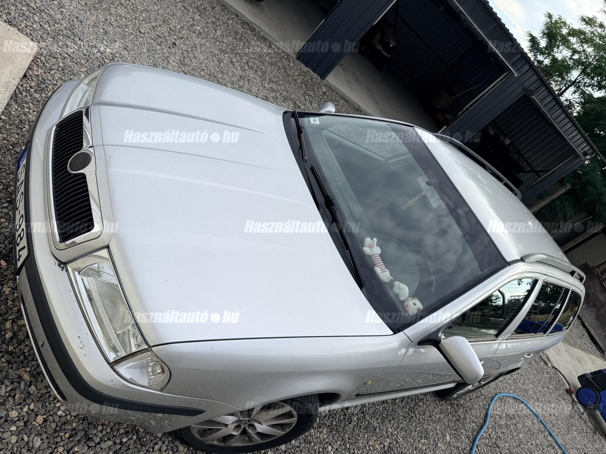 SKODA OCTAVIA 2003/2 - 1