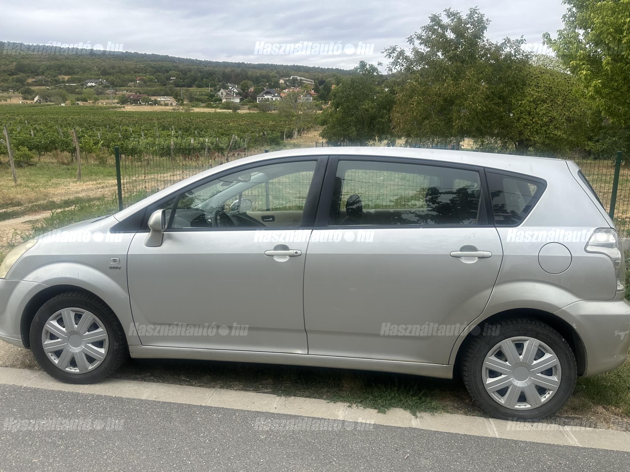 TOYOTA COROLLA VERSO 2005 - 1