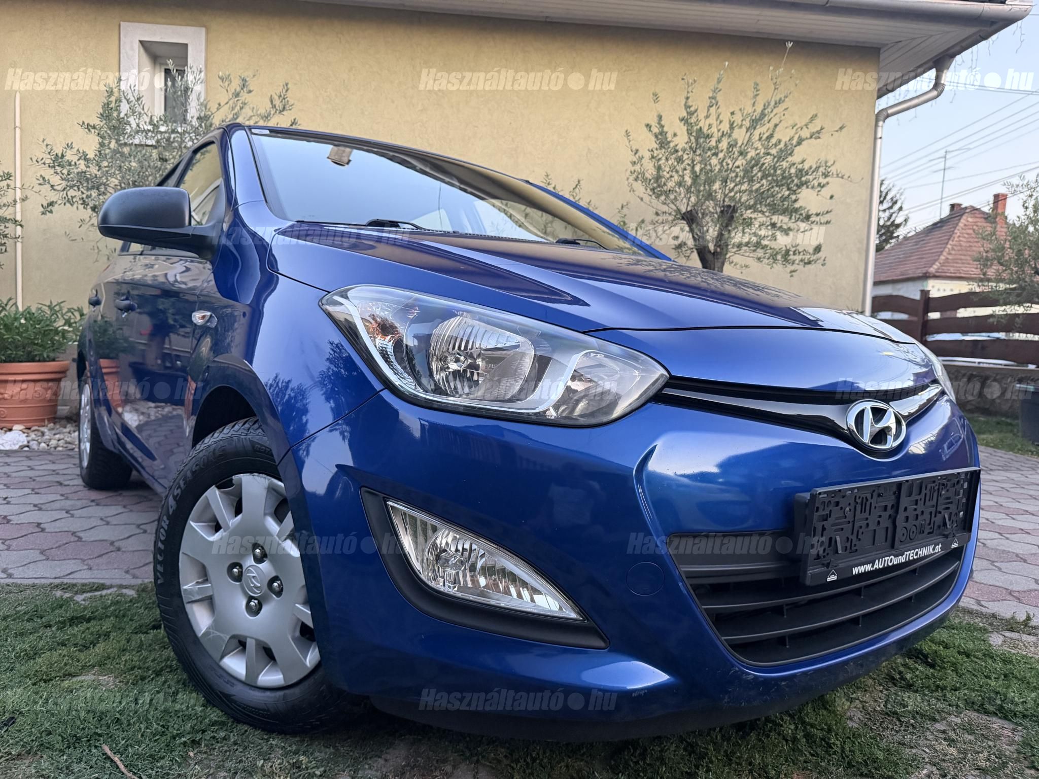 HYUNDAI I20 2013/7 - 1