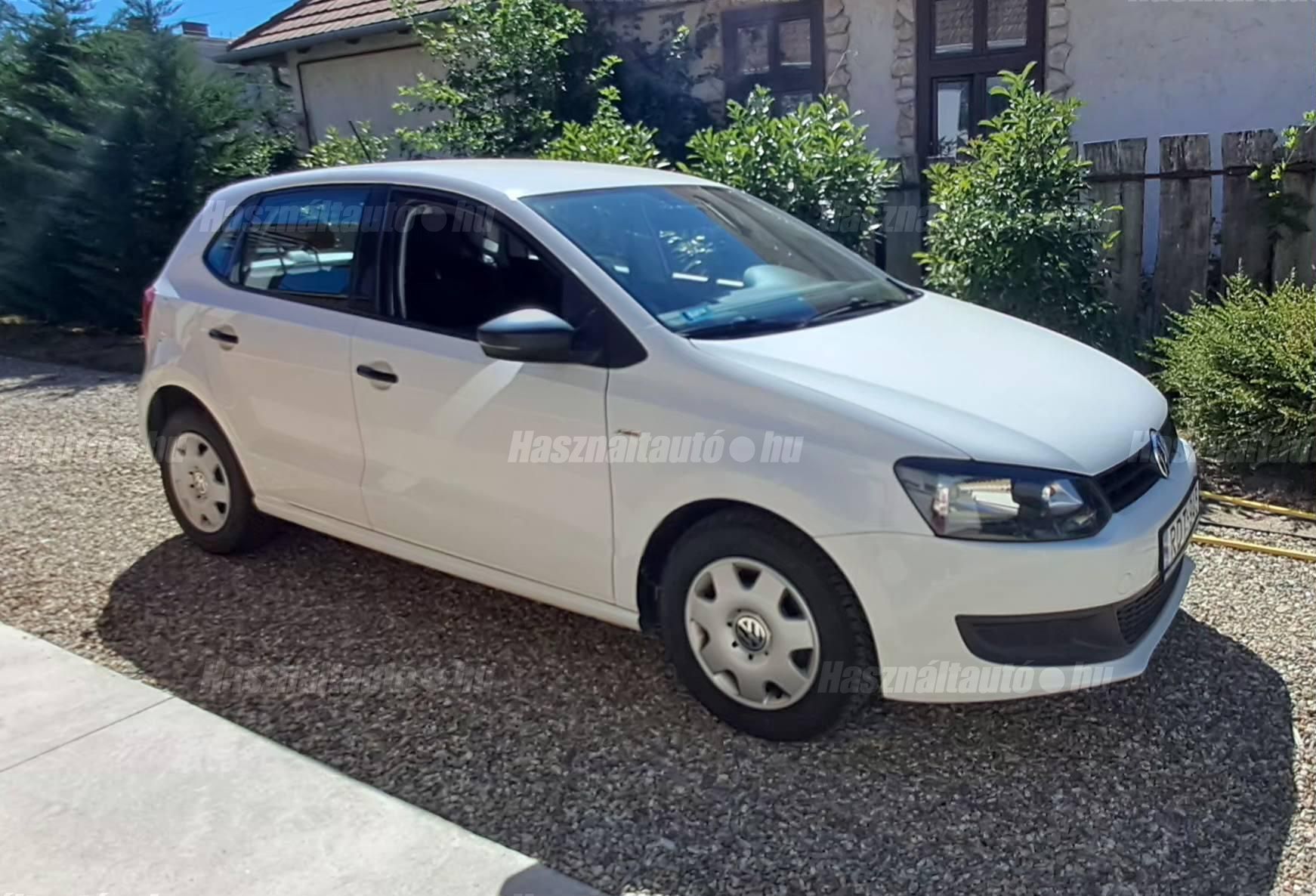 VOLKSWAGEN POLO 2012/8 - 1