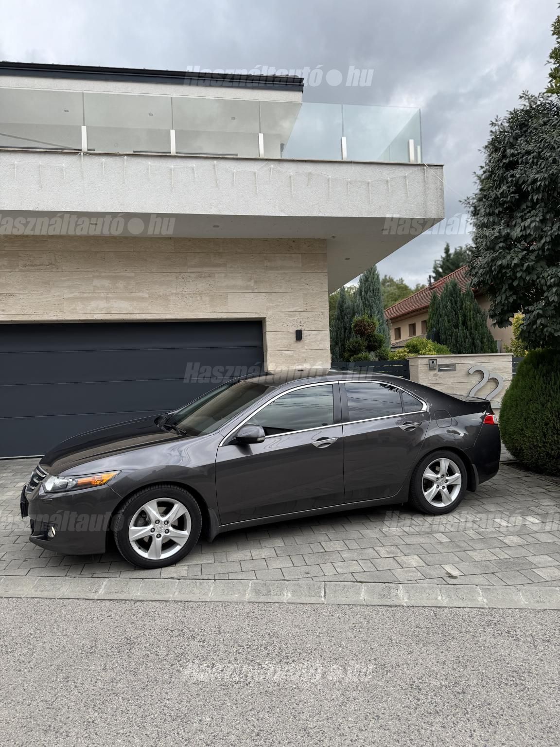HONDA ACCORD 2009/11 - 1