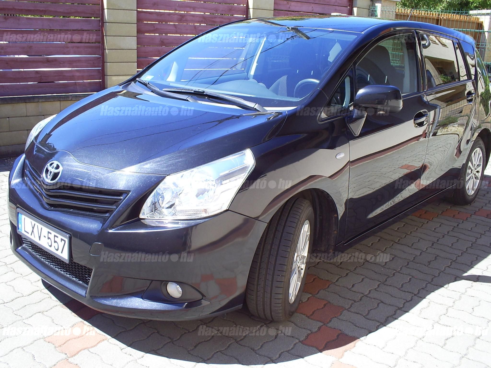TOYOTA VERSO 2011/11 - 1