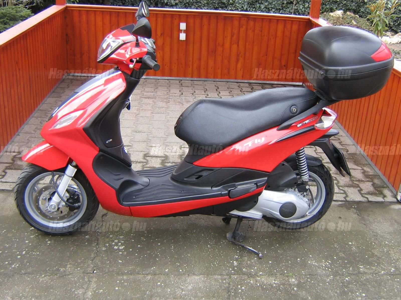 PIAGGIO FLY 125 2015/6 - 1