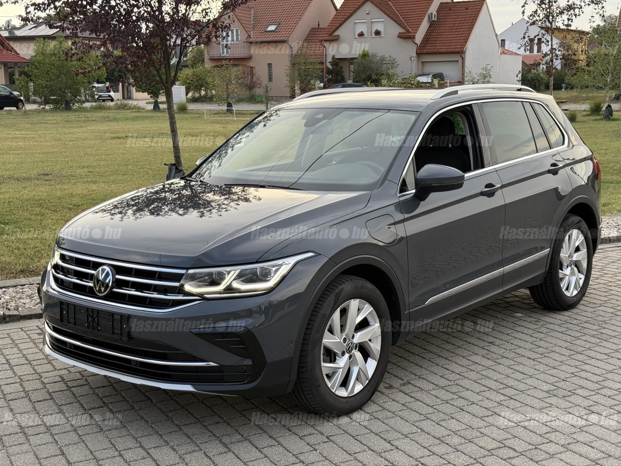 VOLKSWAGEN TIGUAN 2022/12 - 1