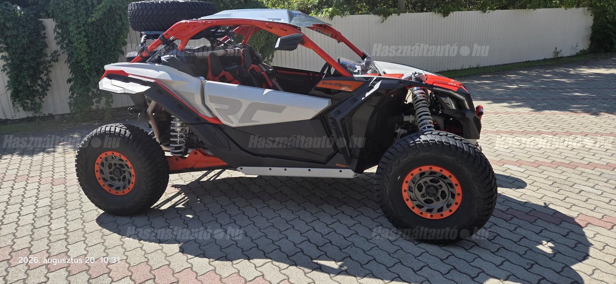 CAN-AM MAVERICK 2022 - 1