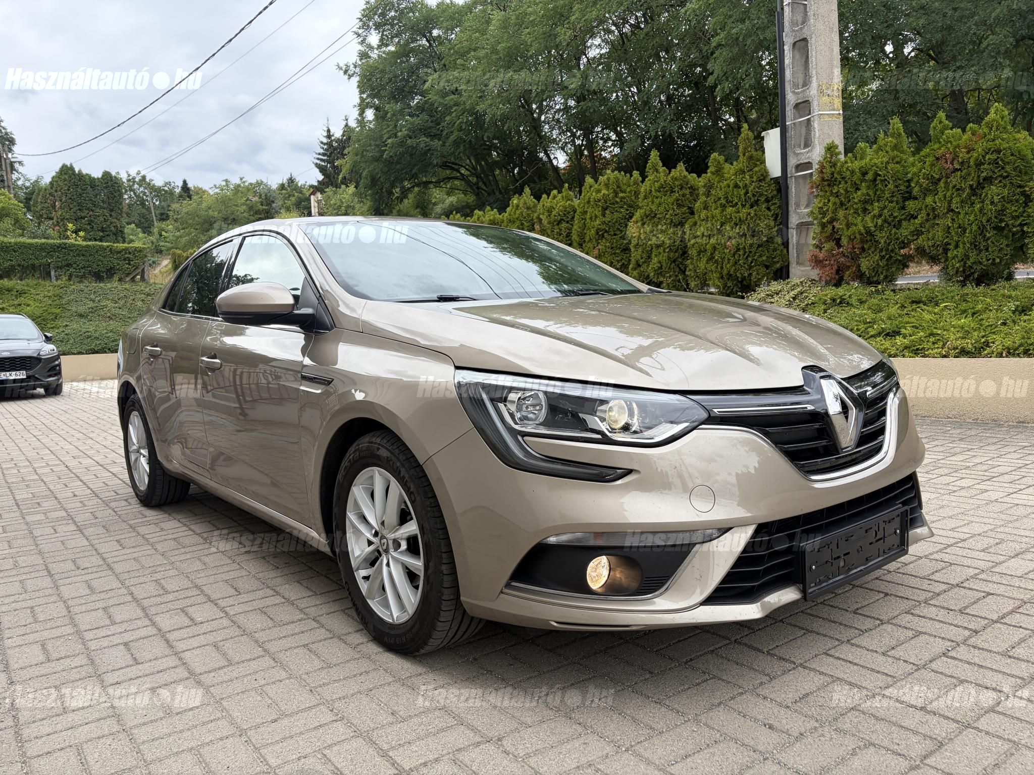RENAULT MEGANE 2018/5 - 1
