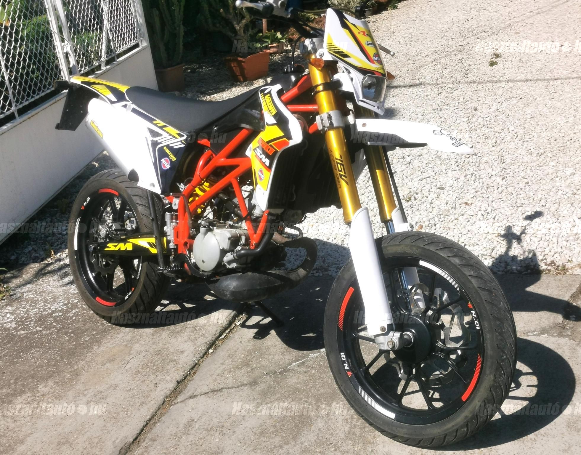 SUZUKI EGYÉB 2016 - 1