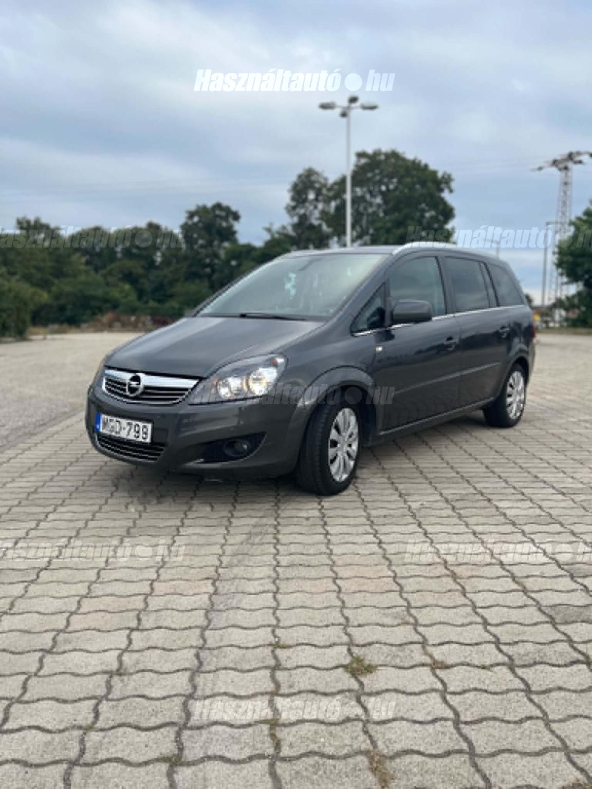 OPEL ZAFIRA B 2012/10 - 1
