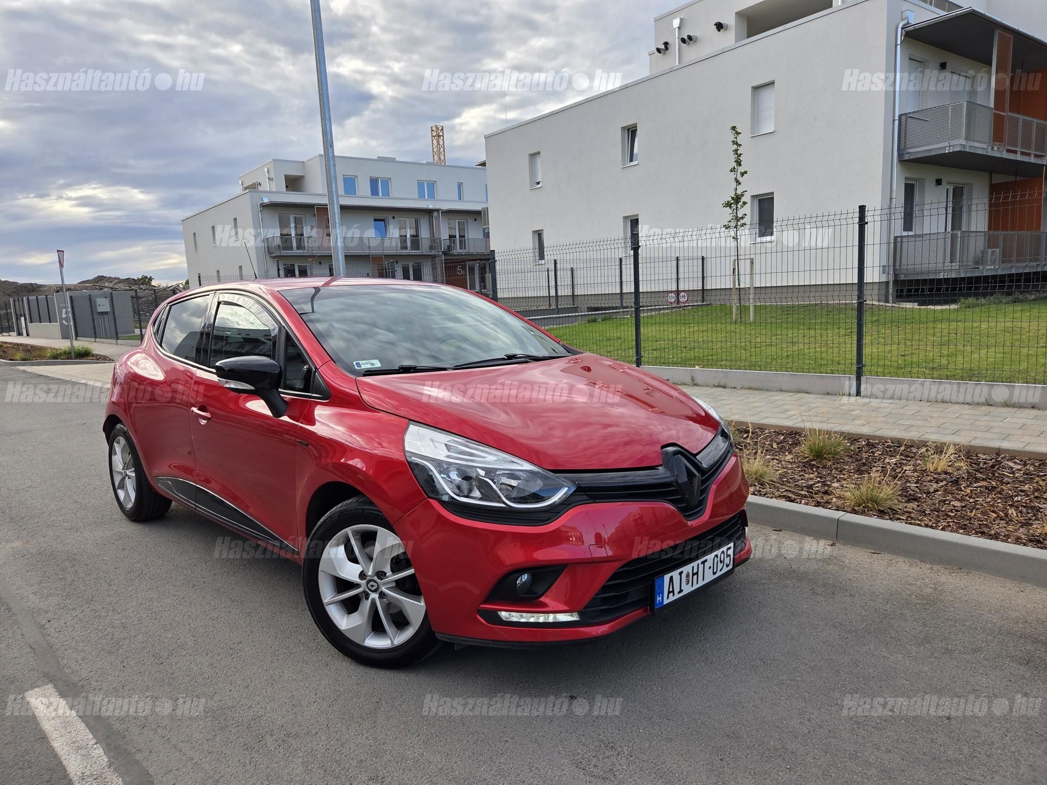 RENAULT CLIO 2017/3 - 1