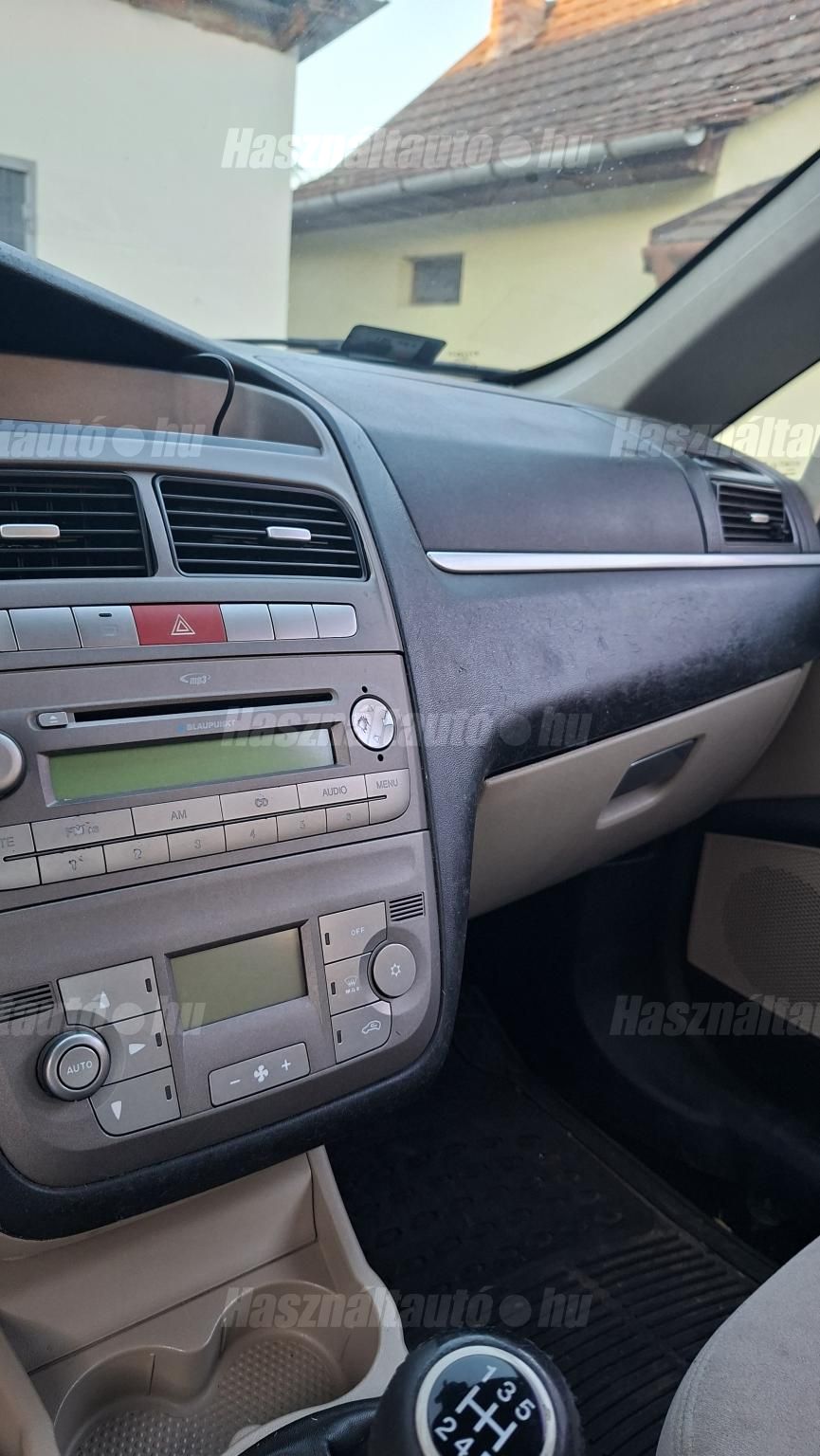 FIAT LINEA 2007/8 - 1