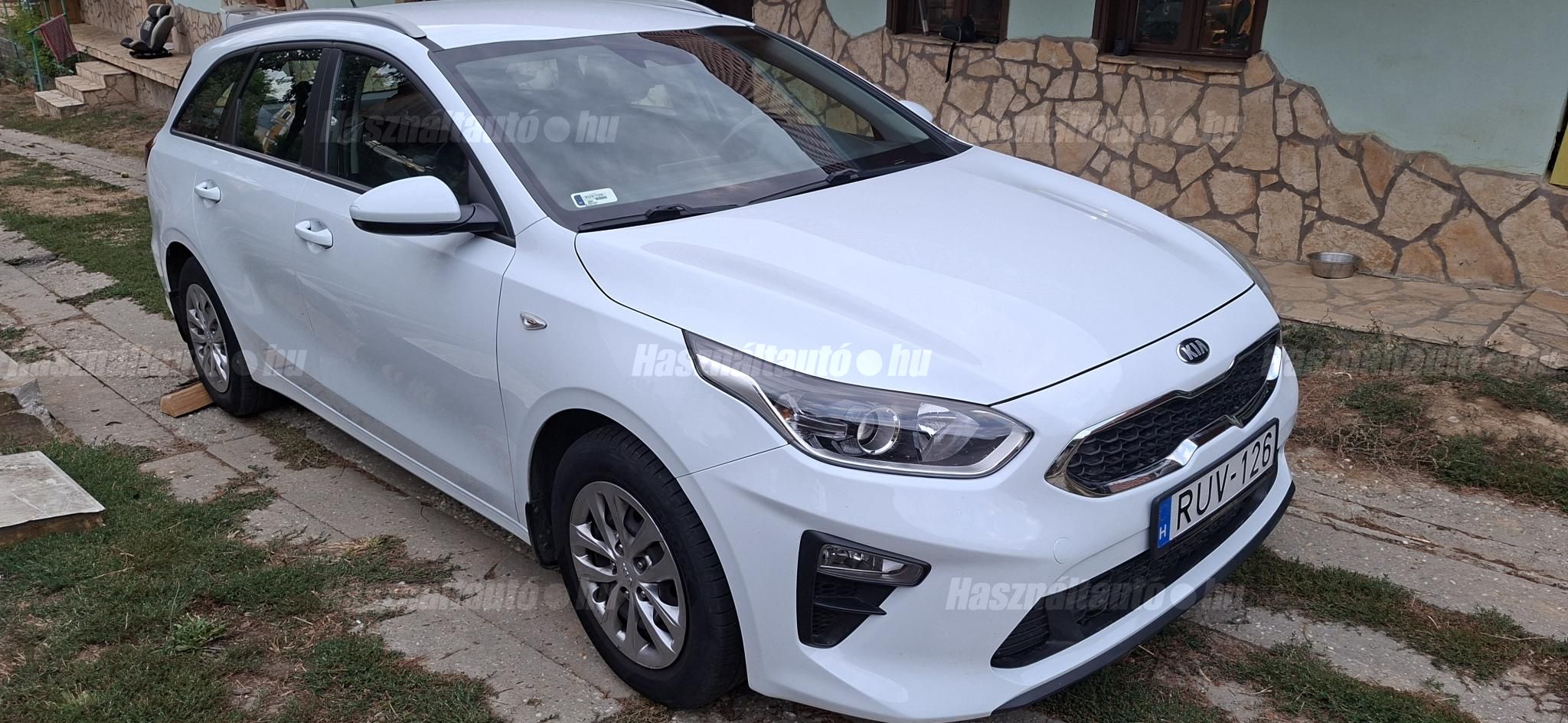 KIA CEE'D 2019/10 - 1