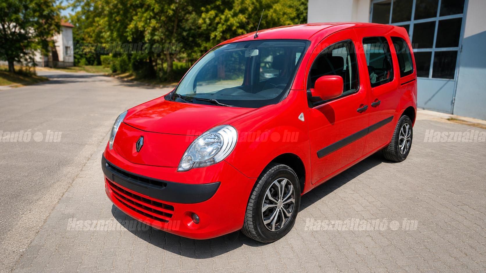 RENAULT KANGOO 2010/7 - 1