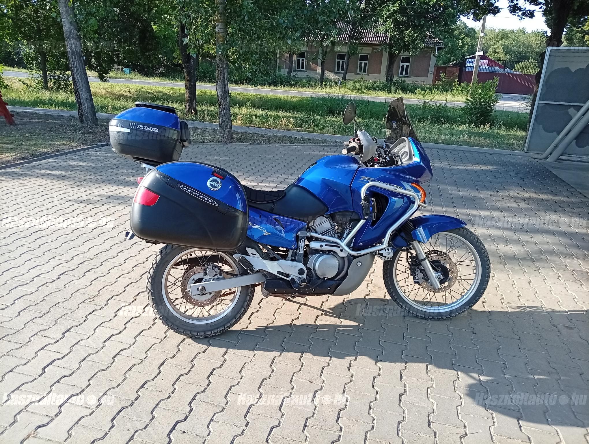 HONDA XL 650 V 2002/9 - 1