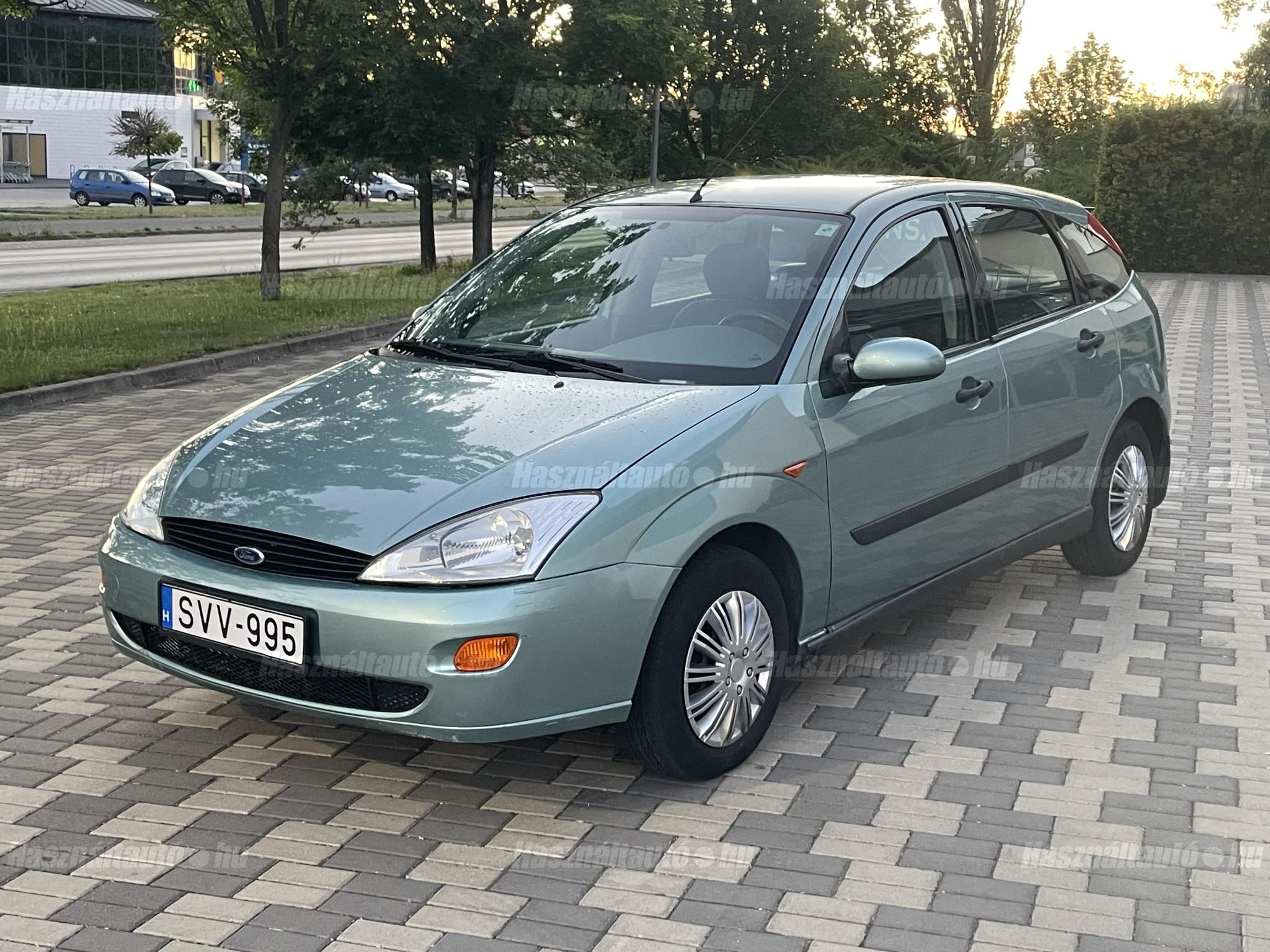 FORD FOCUS 2000/2 - 1