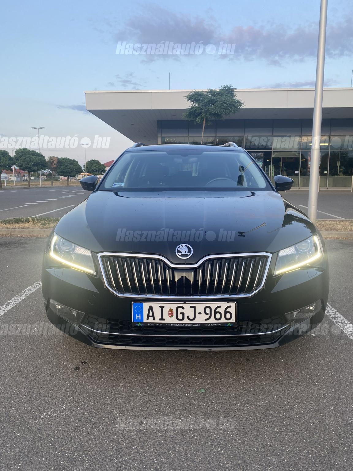 SKODA SUPERB 2019/7 - 1