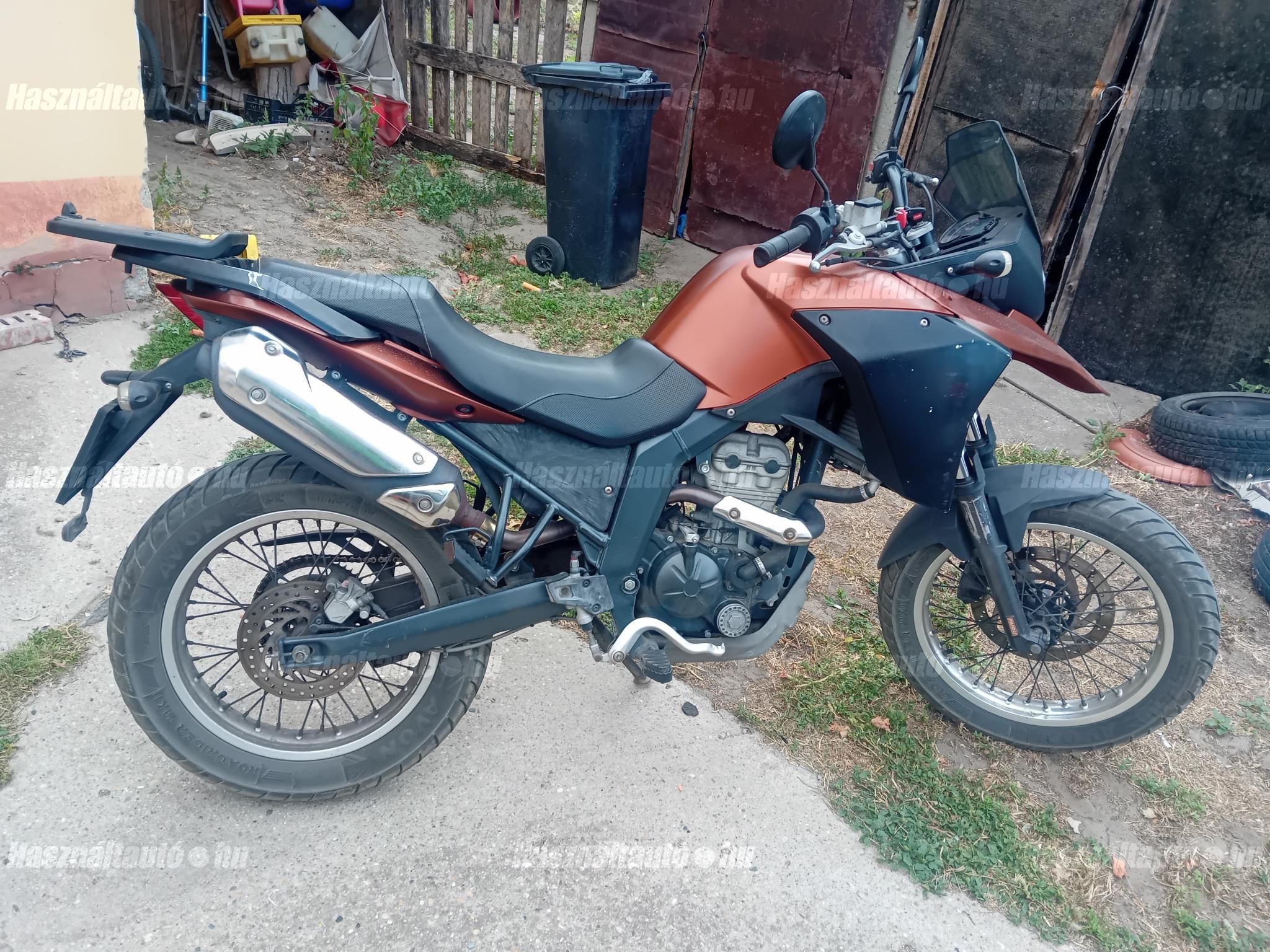 DERBI TERRA 125 2009/4 - 1
