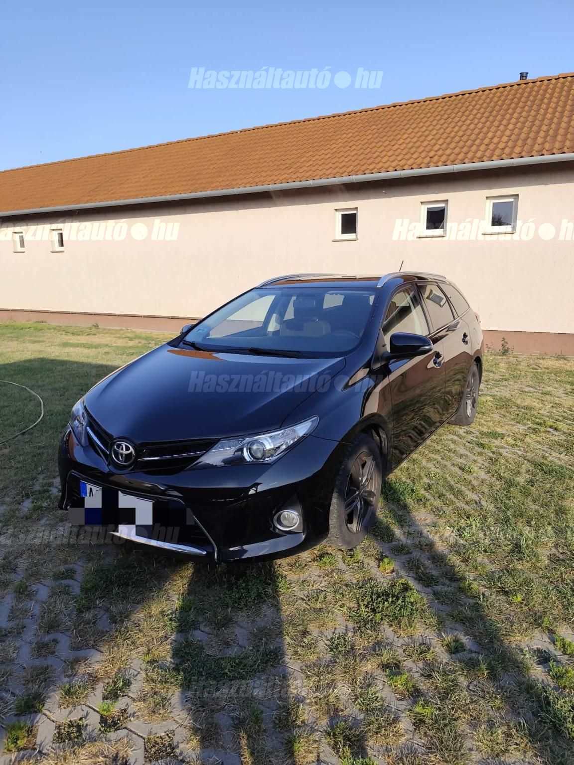 TOYOTA AURIS 2015/6 - 1