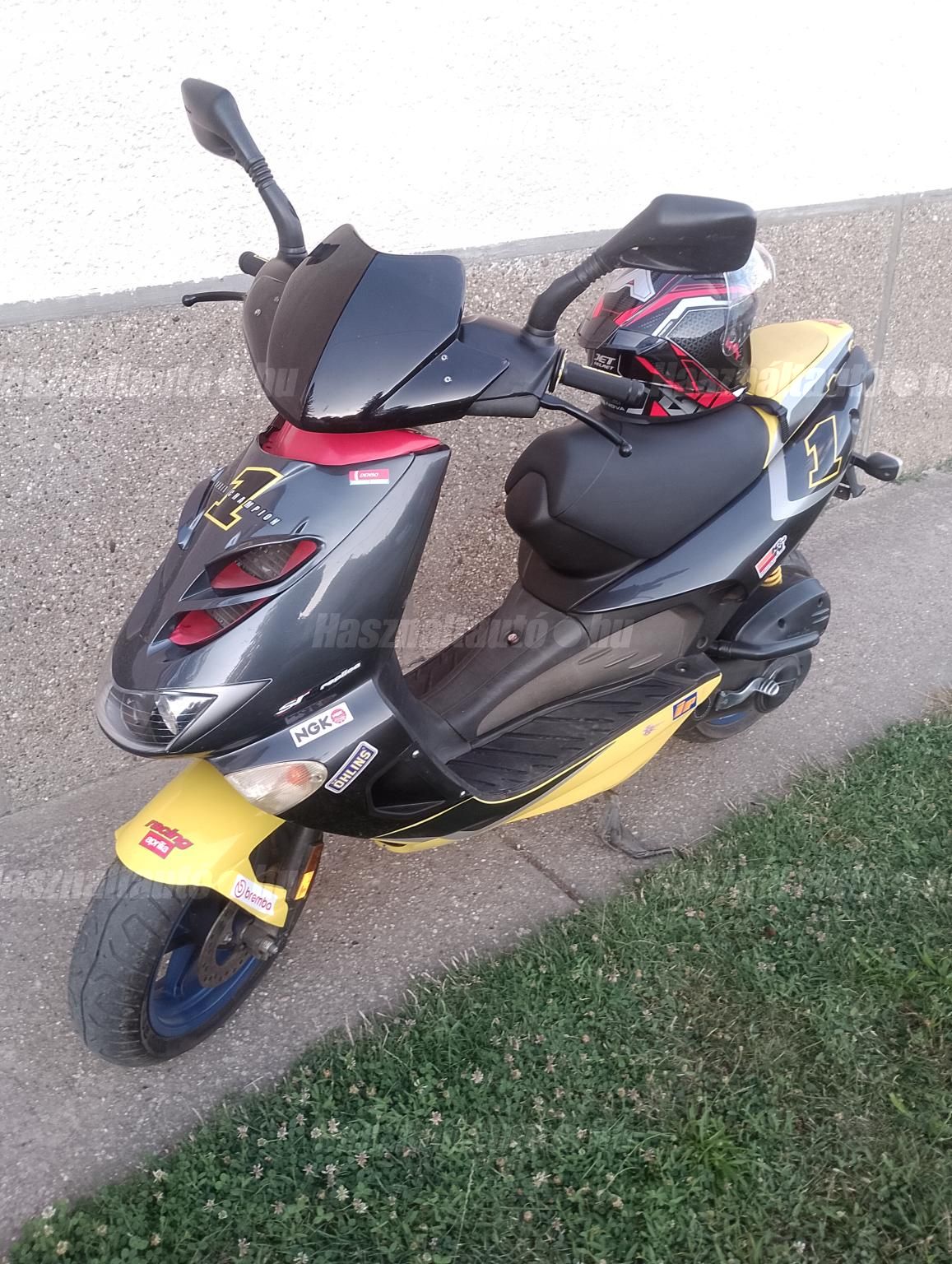 APRILIA SR 50 2000/6 - 1