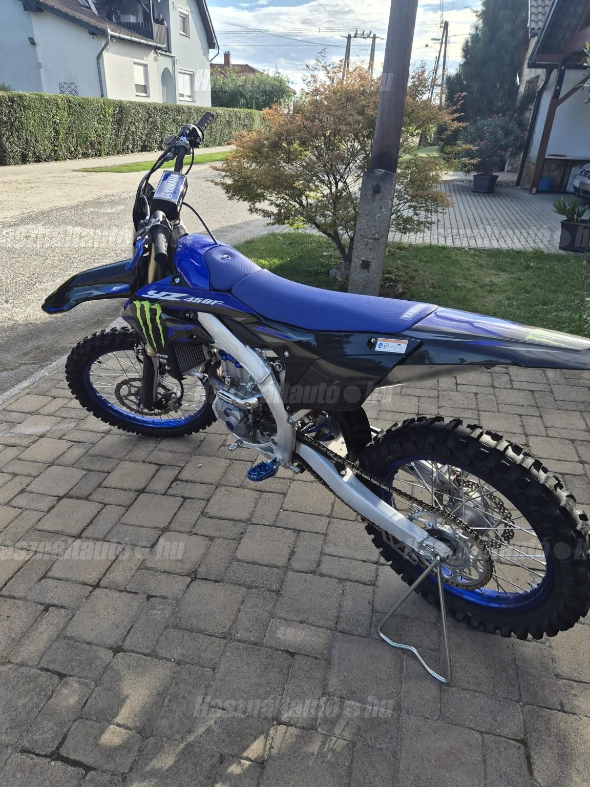 YAMAHA YZ 450 F 2025/8 - 1