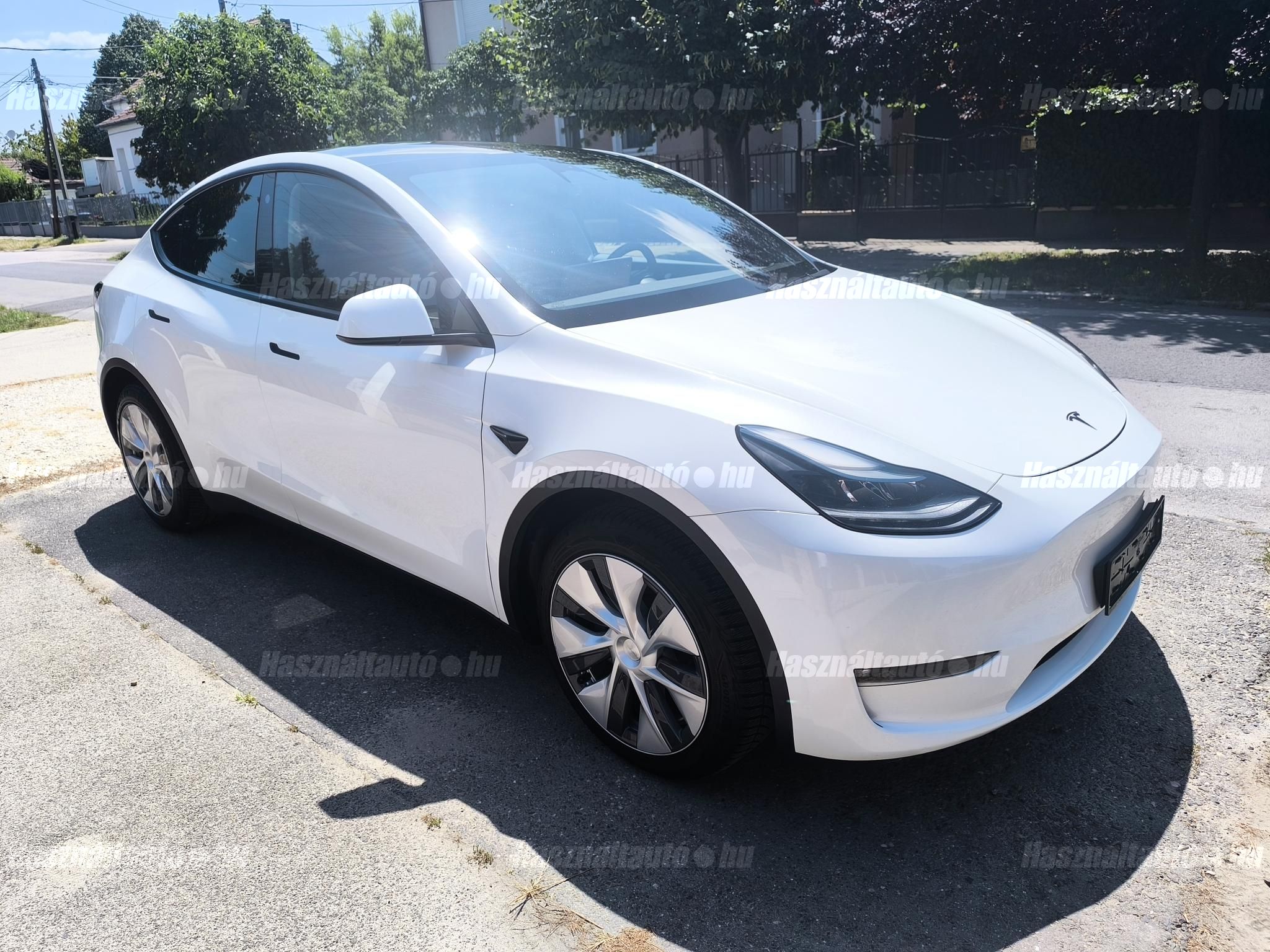 TESLA MODEL Y 2023/10 - 1