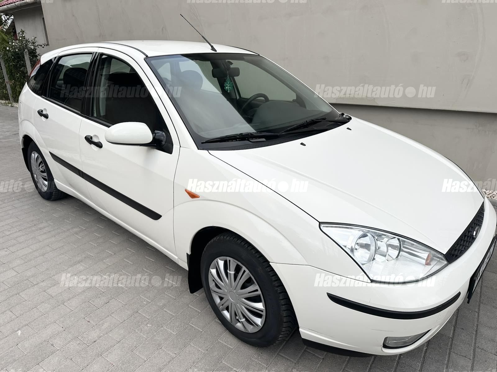 FORD FOCUS 2002/4 - 1