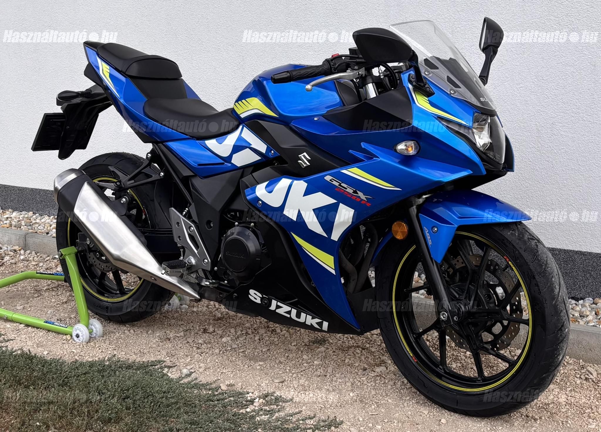 SUZUKI GSX 250 R 2017/11 - 1