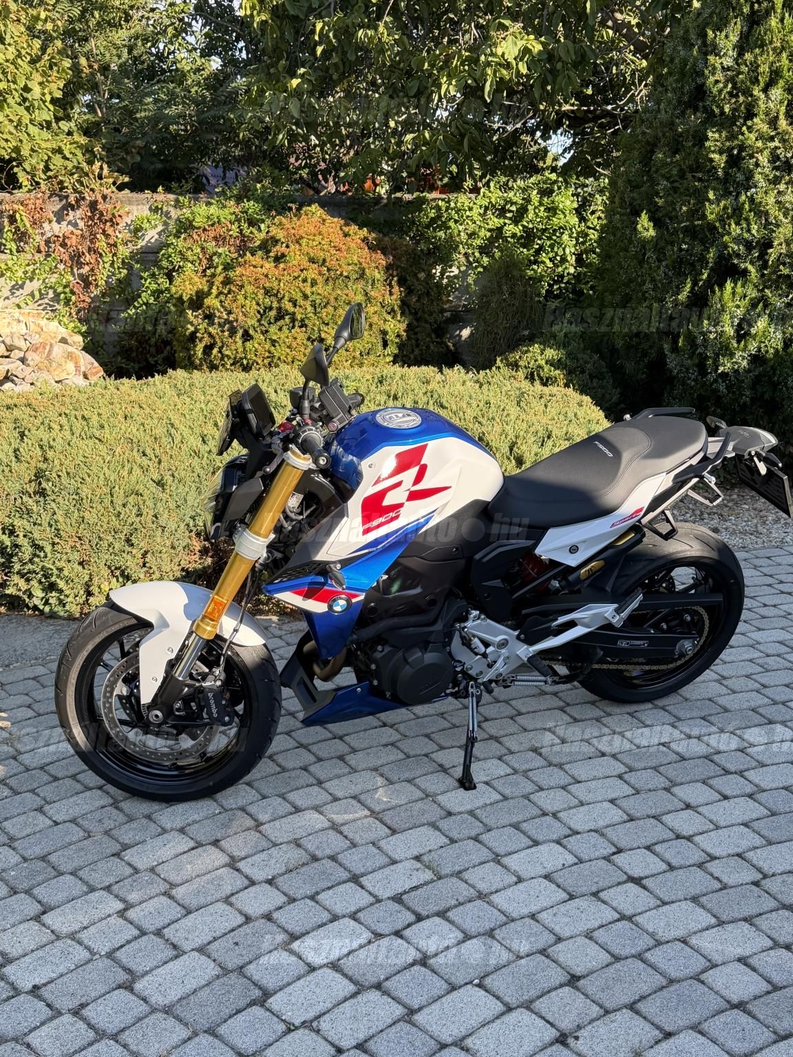 BMW F 900 R 2024/6 - 1