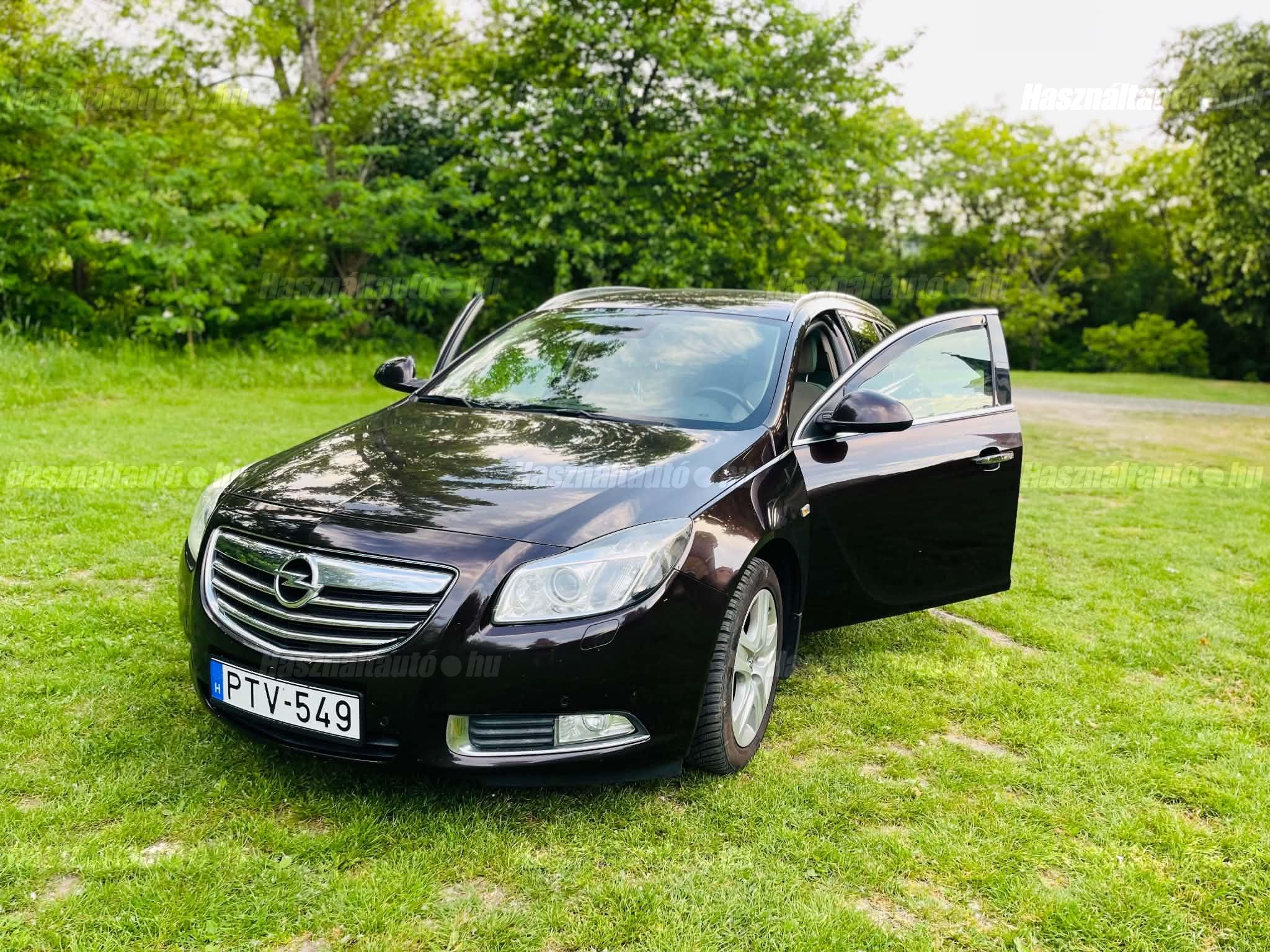 OPEL INSIGNIA 2012/4 - 1