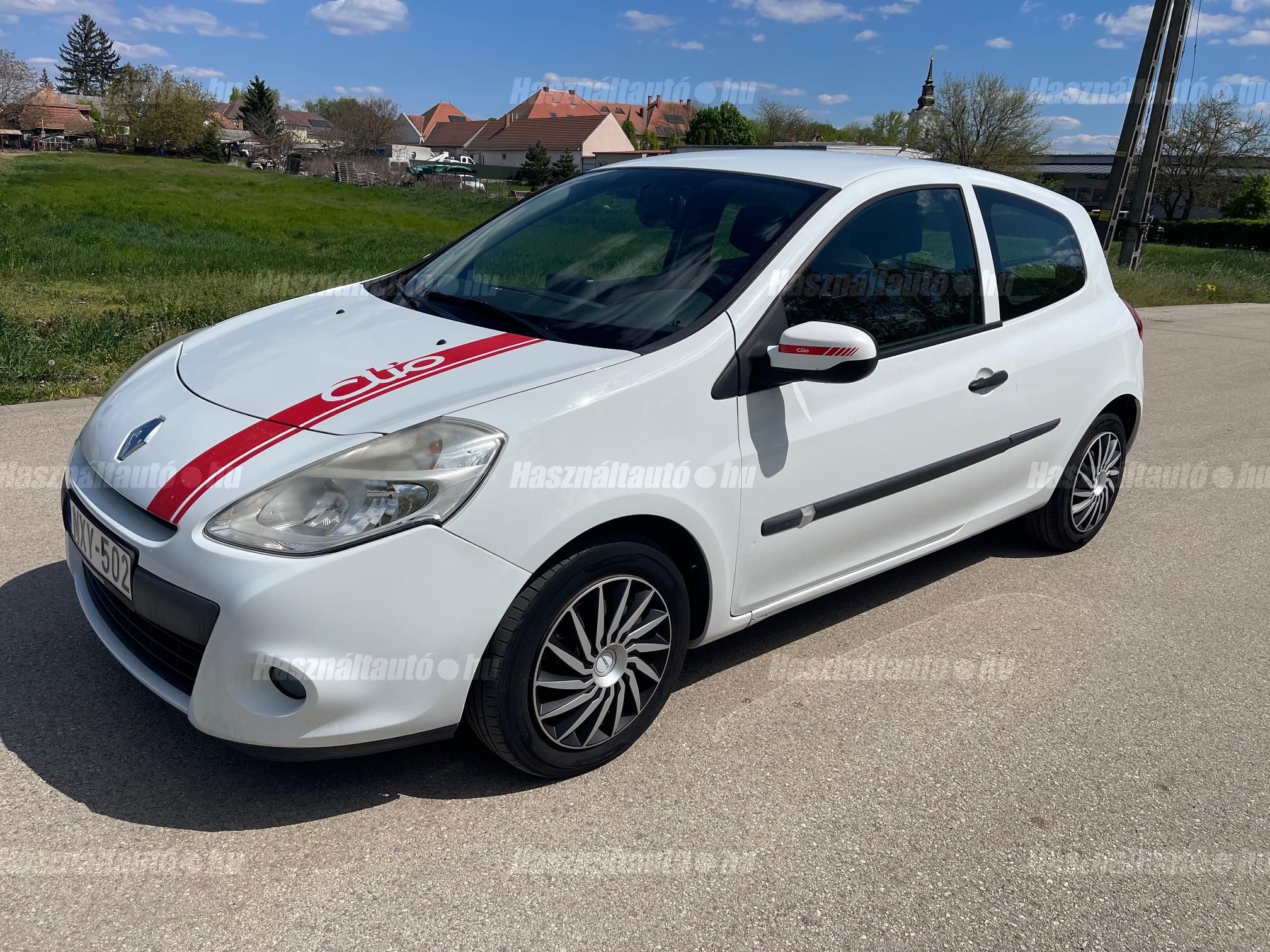 RENAULT CLIO 2015/3 - 1