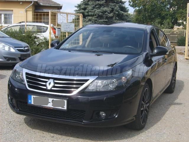 RENAULT LATITUDE 2012 - 1