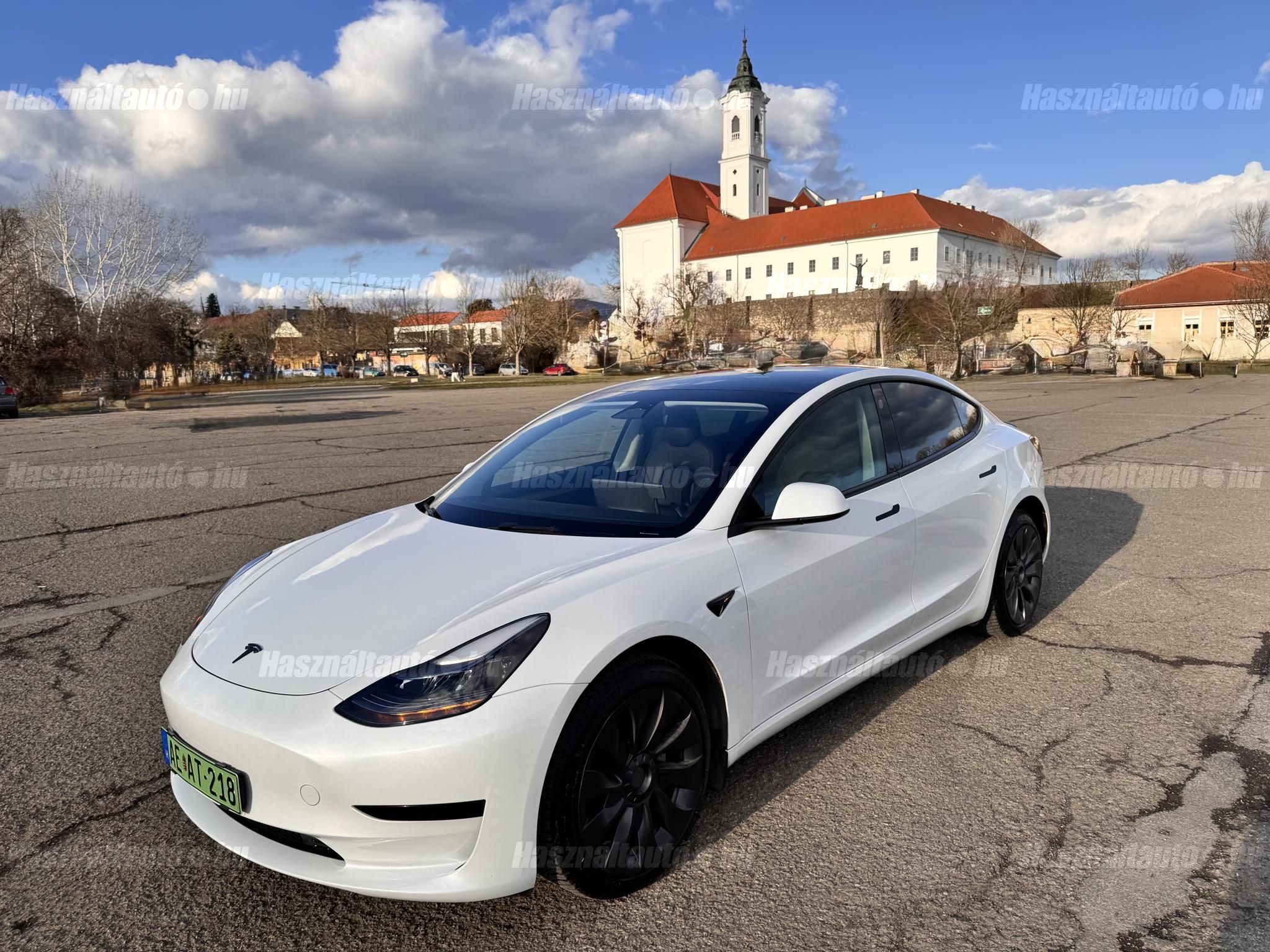 TESLA MODEL 3 2022/12 - 1