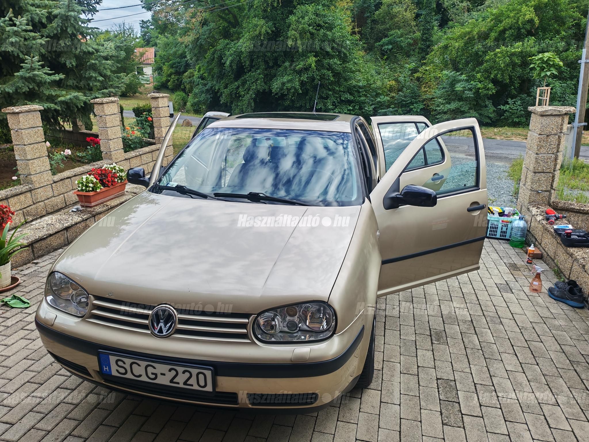 VOLKSWAGEN GOLF IV 2001/7 - 1