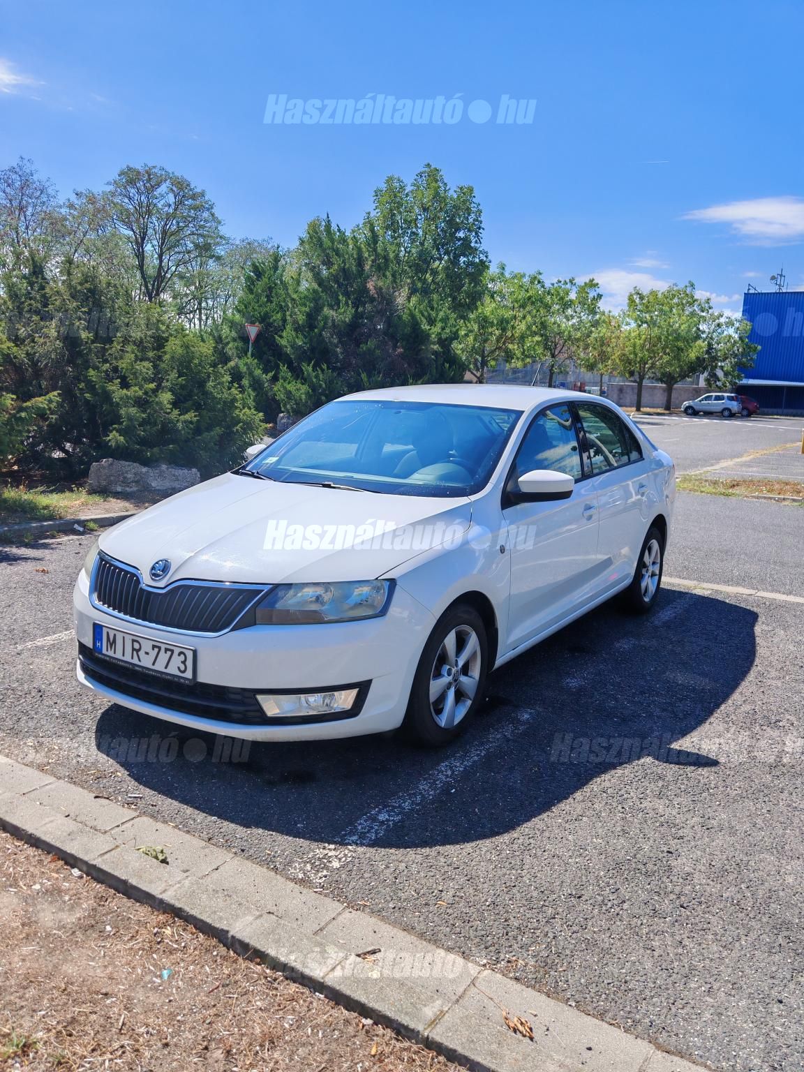 SKODA RAPID 2013/4 - 1