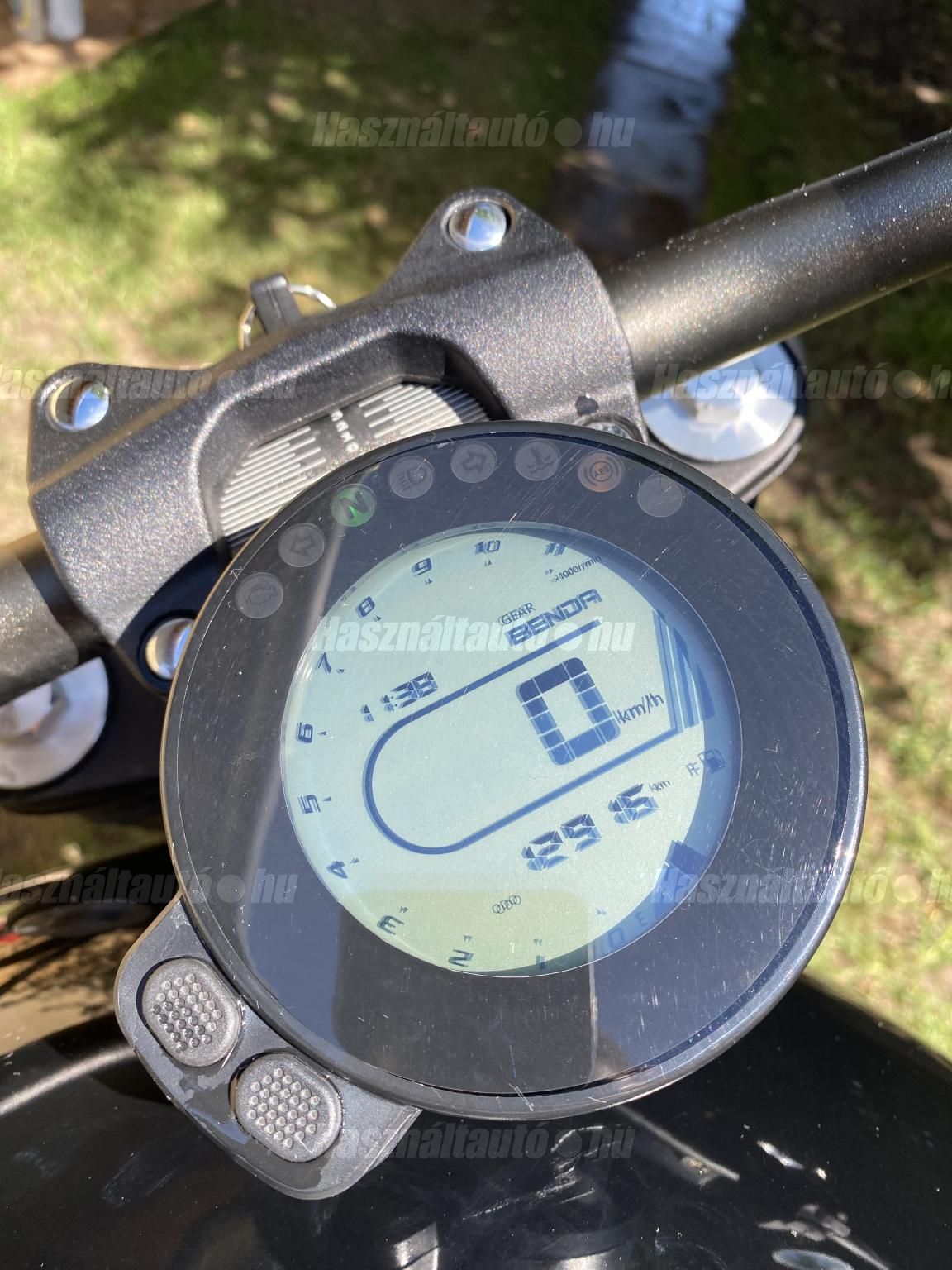 KEEWAY V302C 2023 - 1