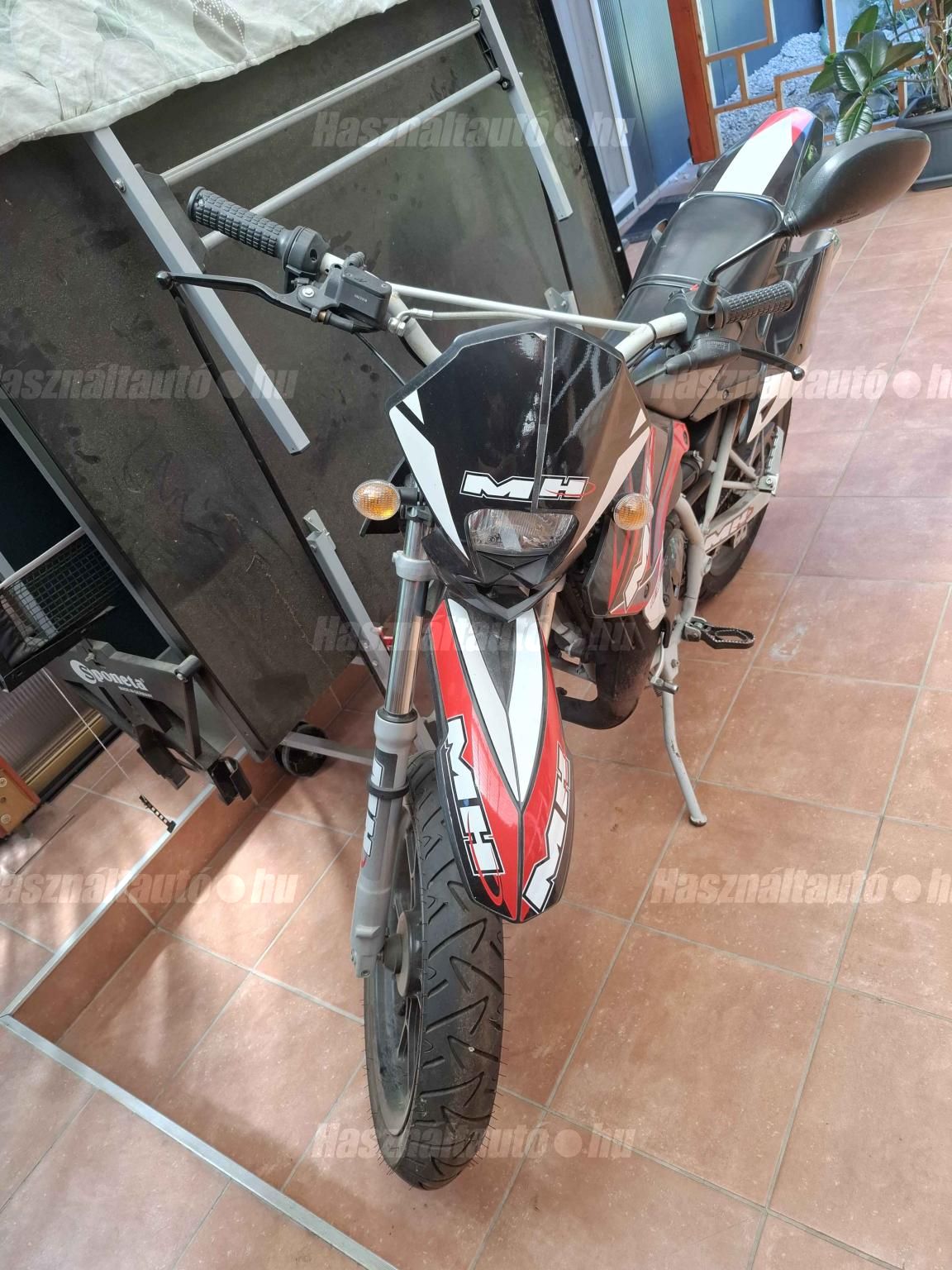 MOTORHISPANIA FURIA MAX SUPERMOTARD 50 2011/9 - 1