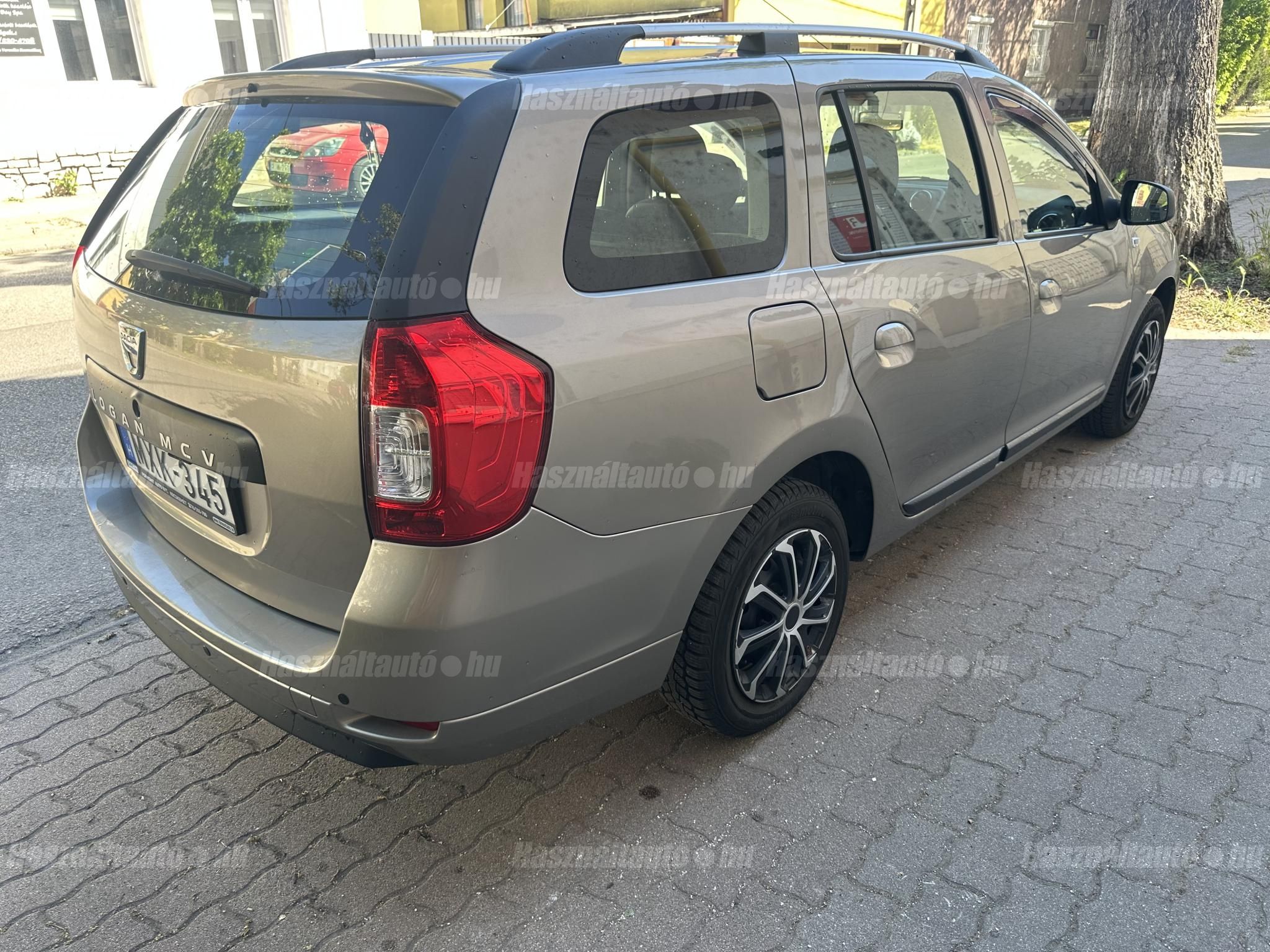 DACIA LOGAN 2014/10 - 1
