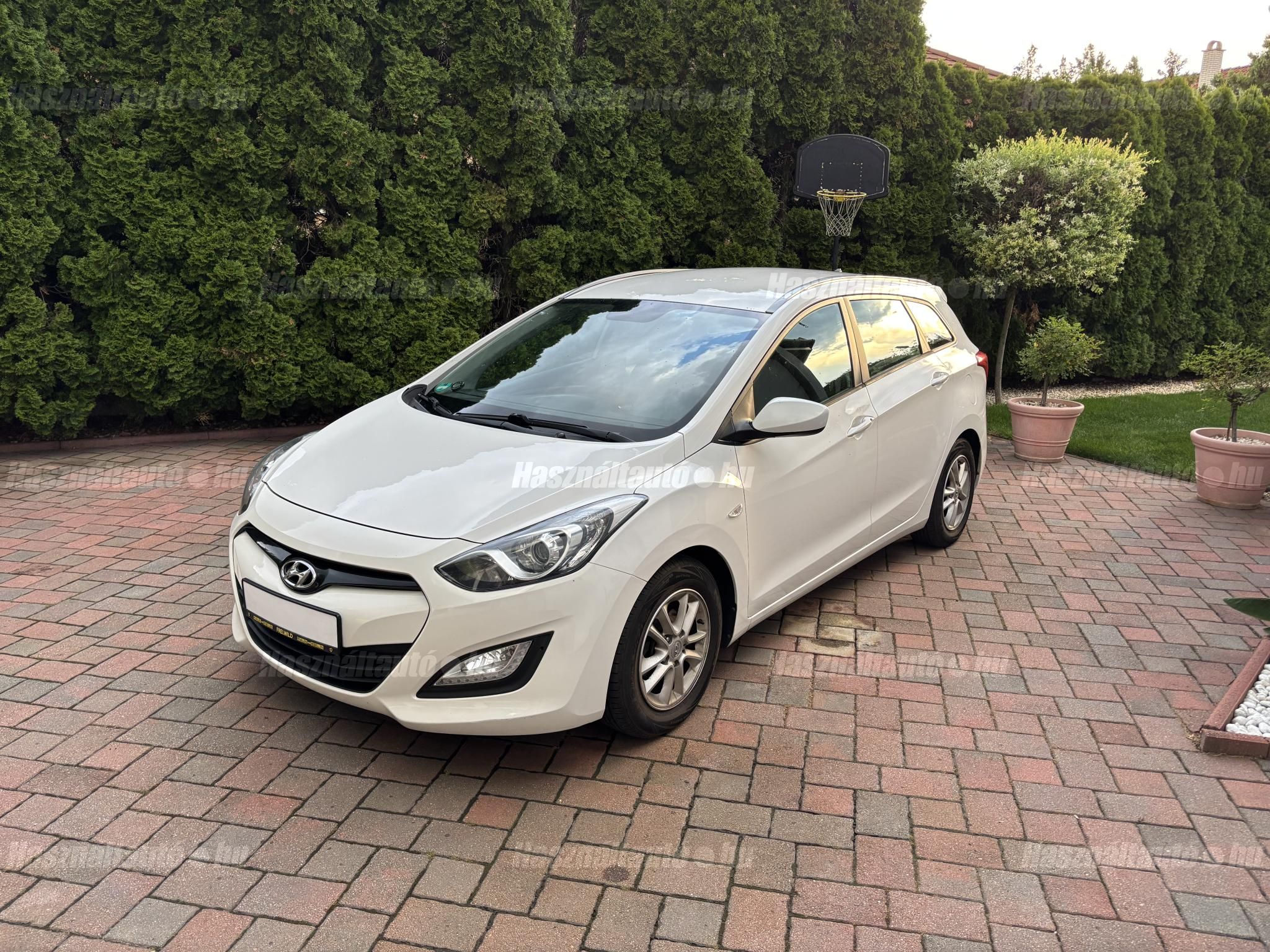 HYUNDAI I30 2013/4 - 1