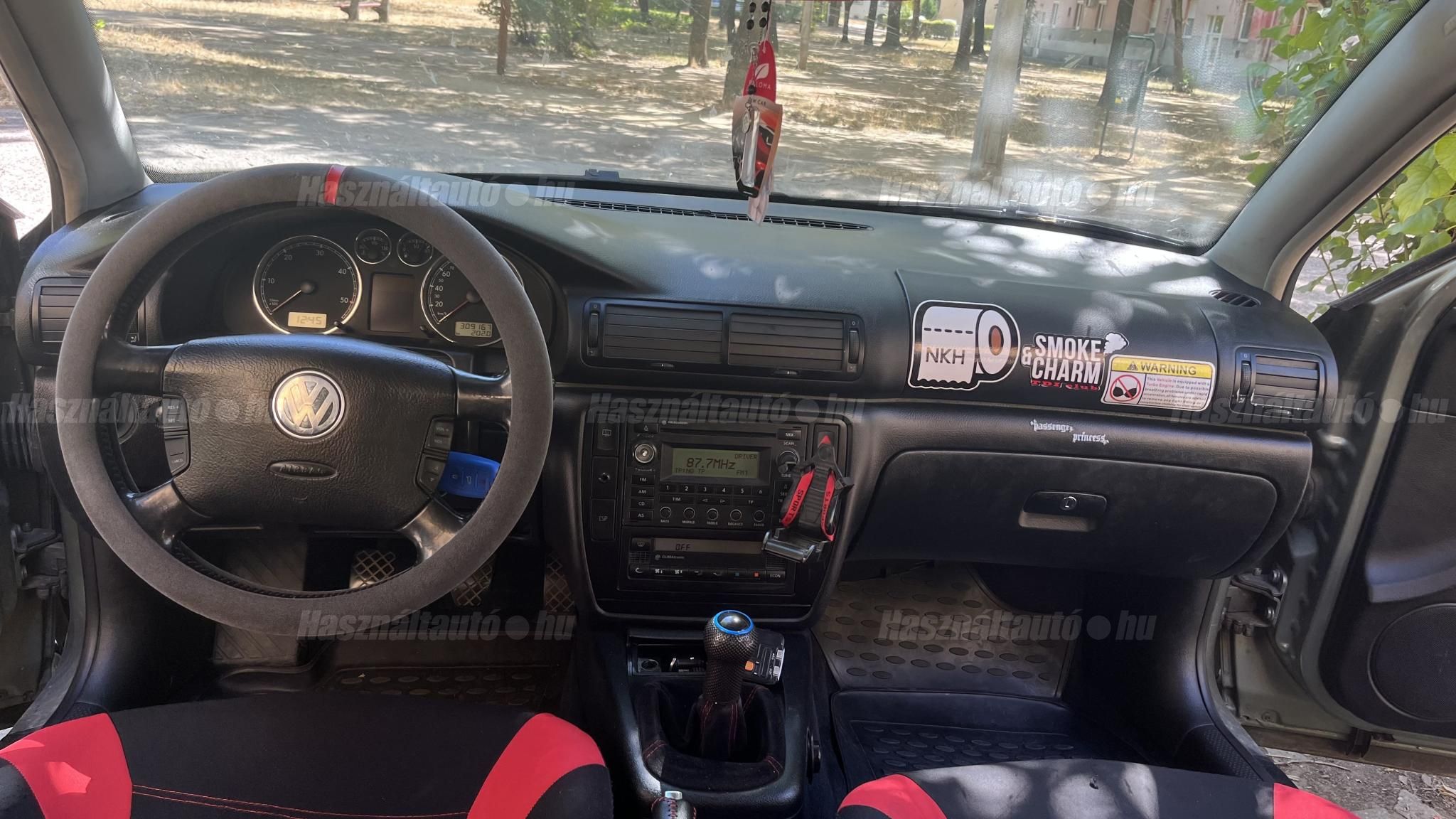 VOLKSWAGEN PASSAT V 2003/11 - 1
