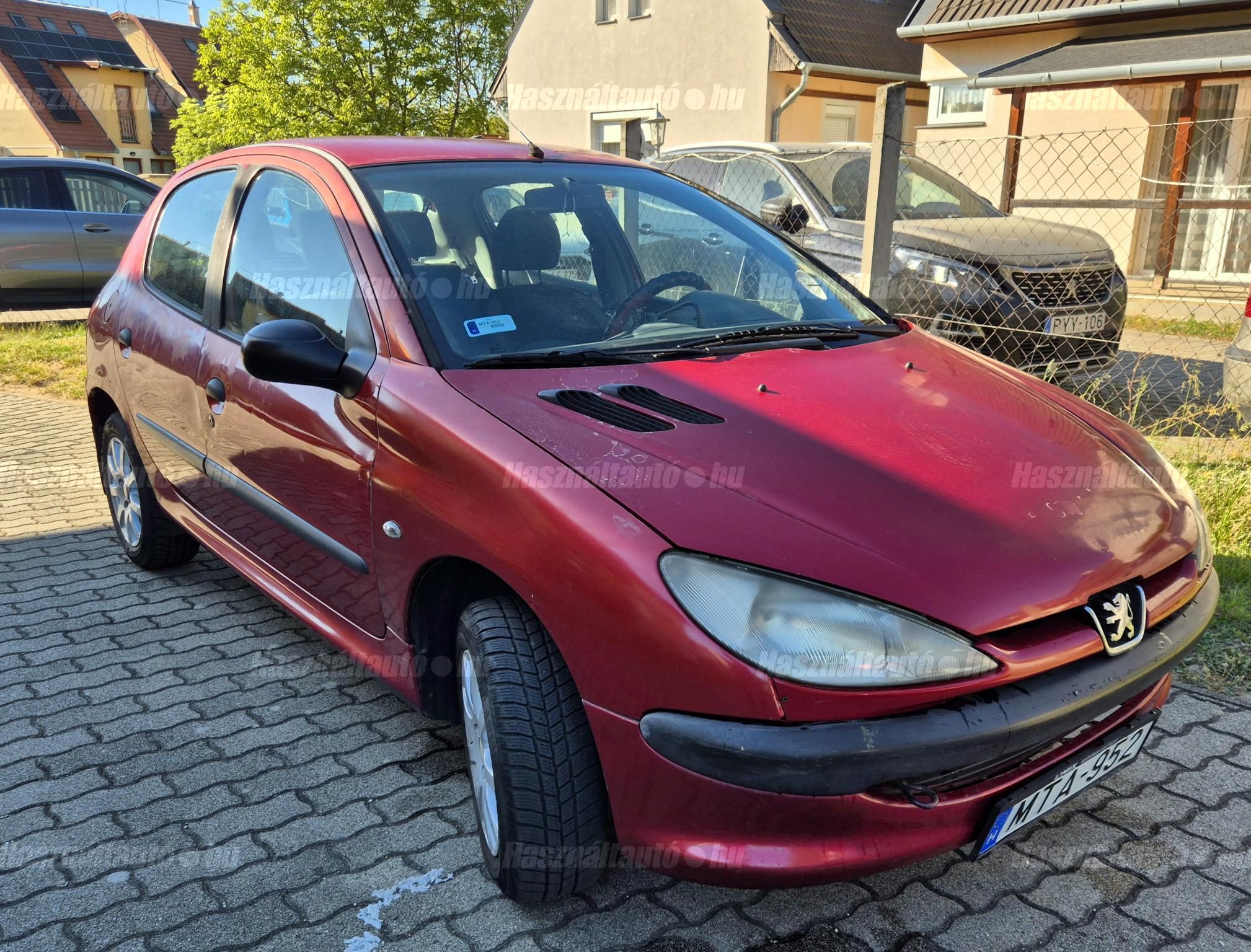 PEUGEOT 206 2008/9 - 1