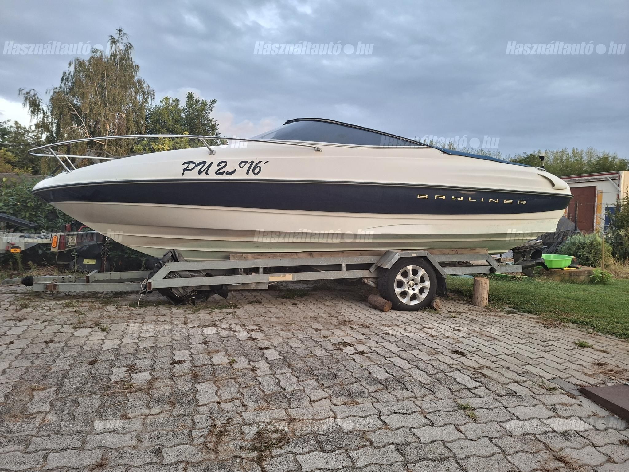 BAYLINER 1999/9 - 1
