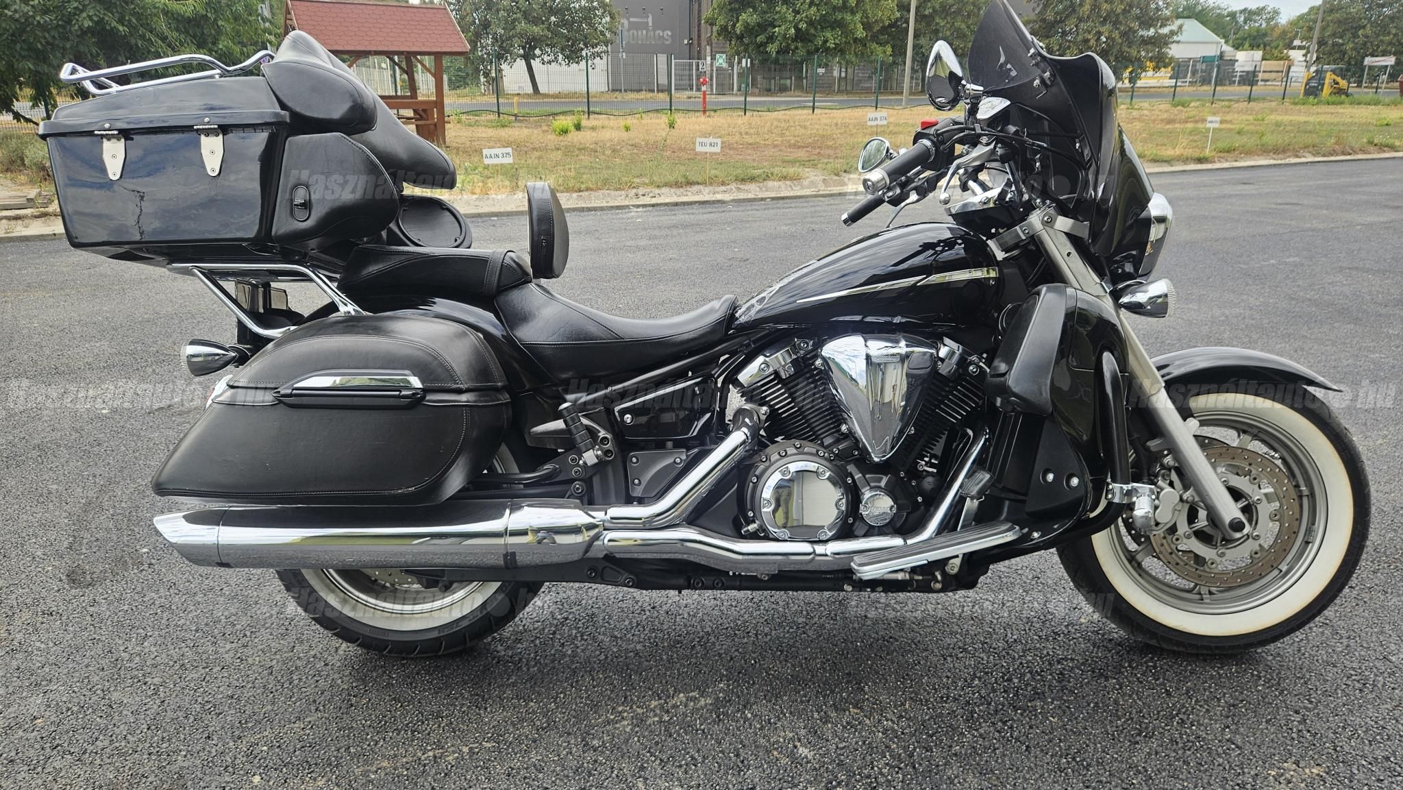 YAMAHA XVS 1300 A MIDNIGHT STAR 2008/3 - 1
