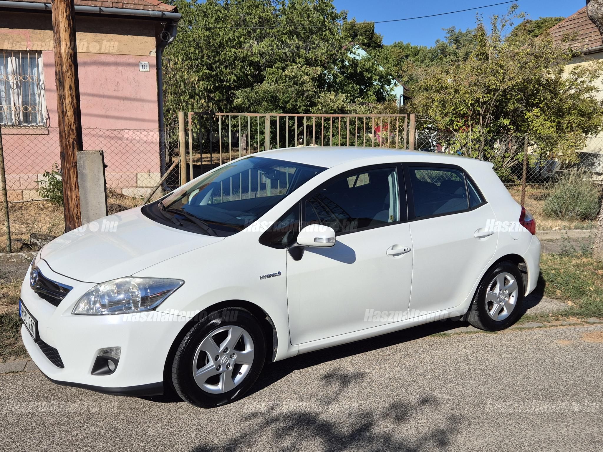 TOYOTA AURIS 2011/5 - 1
