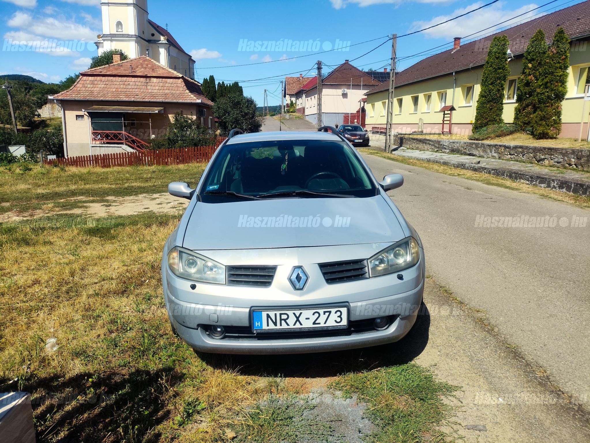 RENAULT MEGANE 2004/10 - 1