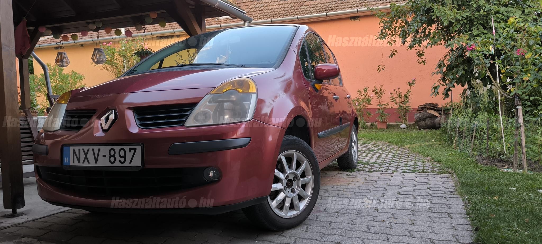 RENAULT MODUS 2005/6 - 1