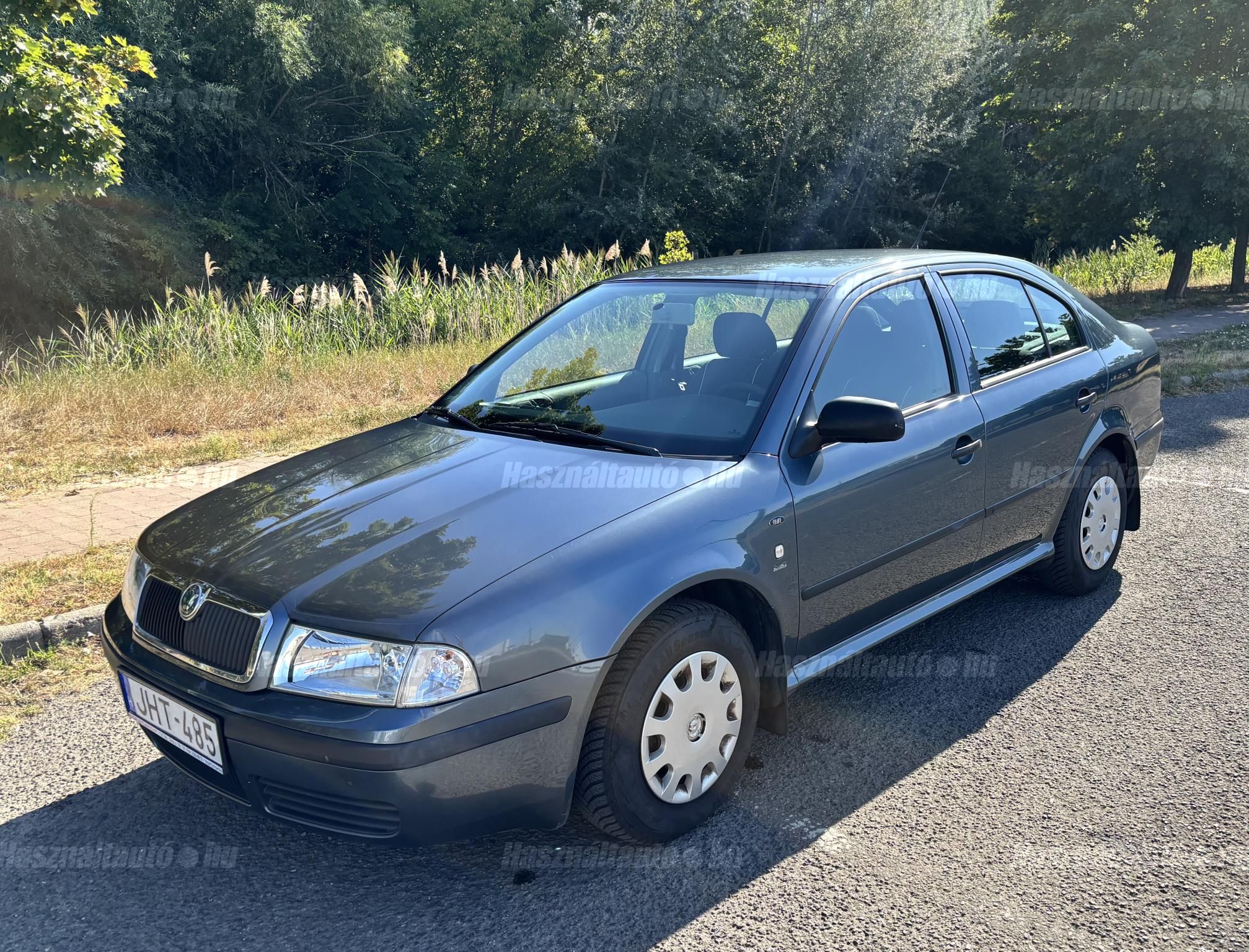 SKODA OCTAVIA 2004/6 - 1