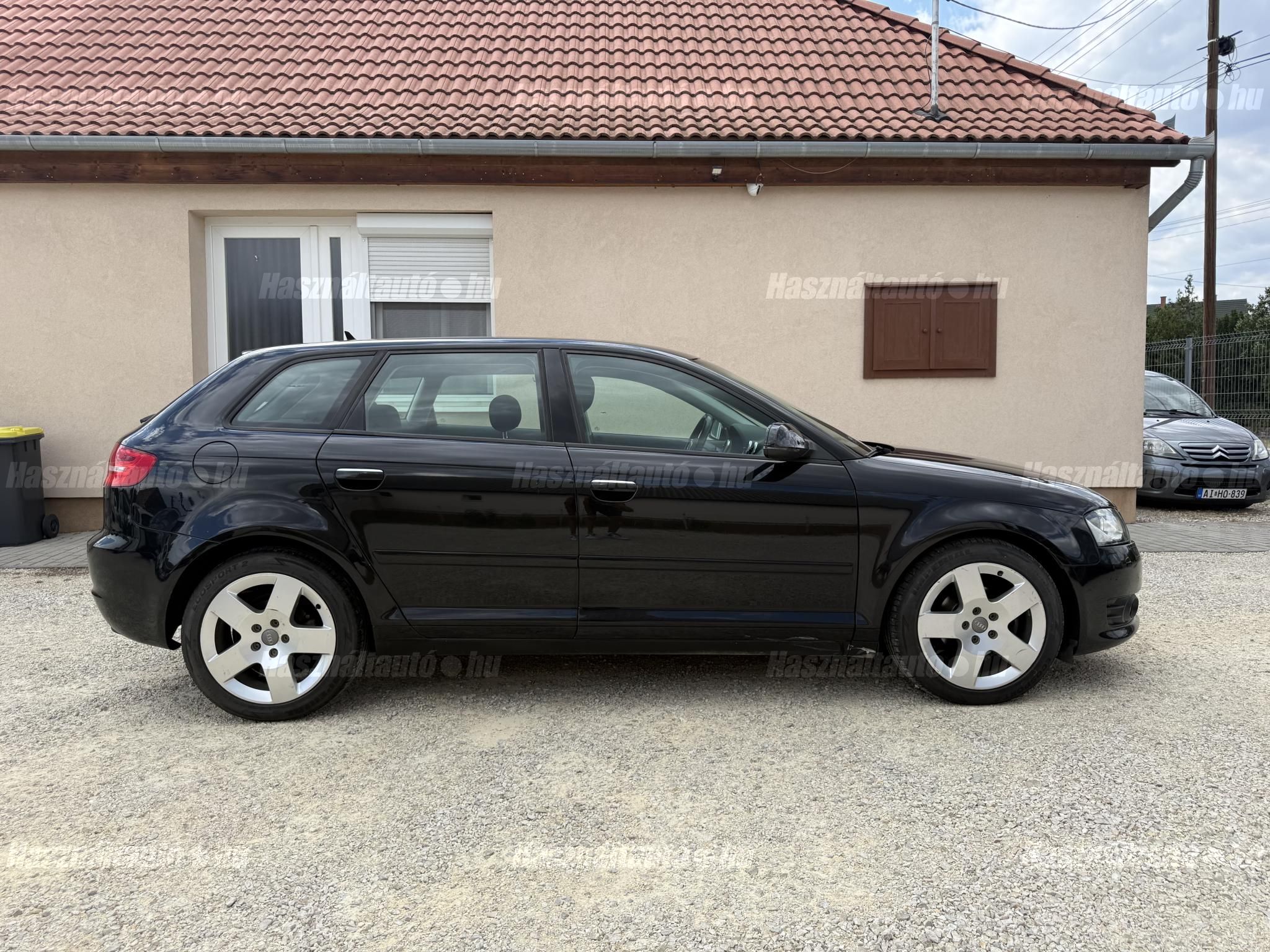 AUDI A3 2011/5 - 1