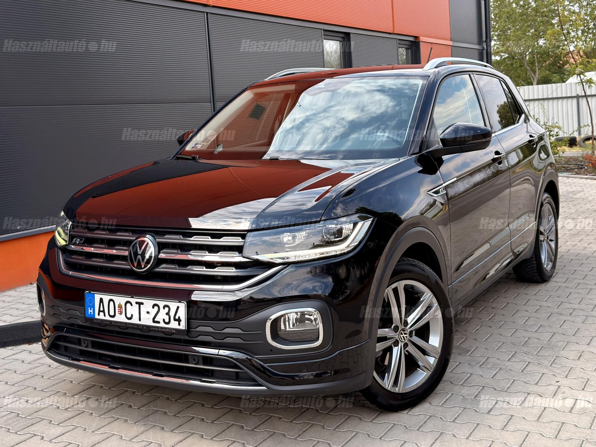 VOLKSWAGEN T-CROSS 2022/7 - 1